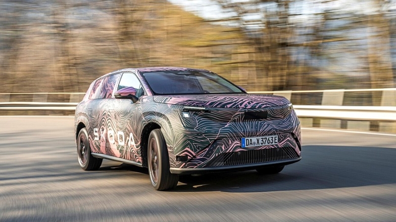 Флагманский трёхрядный кроссовер Skoda Peaq: официальные скетчи и дата премьеры